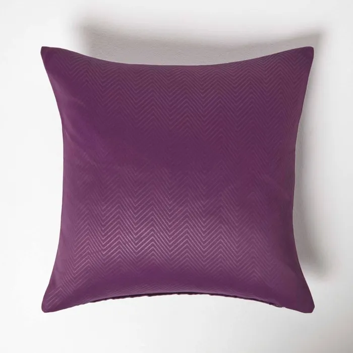 Housse De Coussin À Motif Chevrons Aubergine, 45x45cm - Homescapes