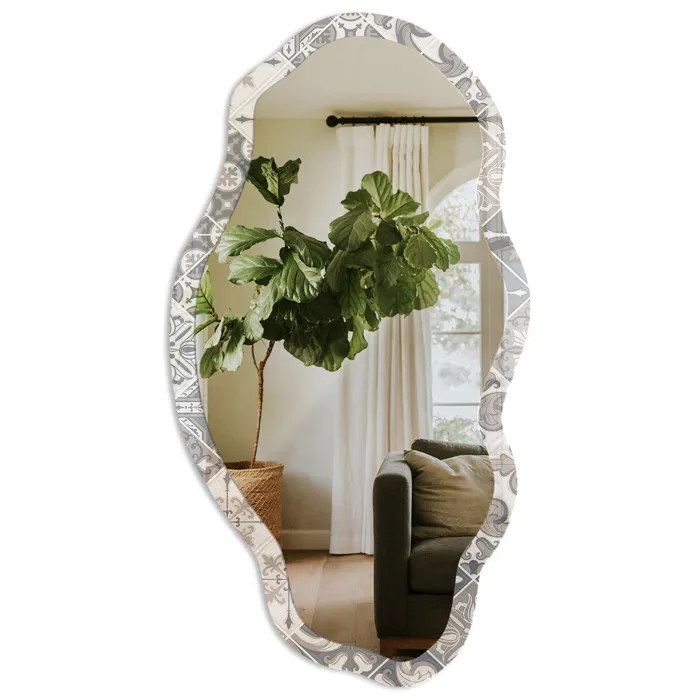 Miroir Mural Décoratif De Forme Irrégulière Gris Pour La Salle De Bain 52x97 Cm
