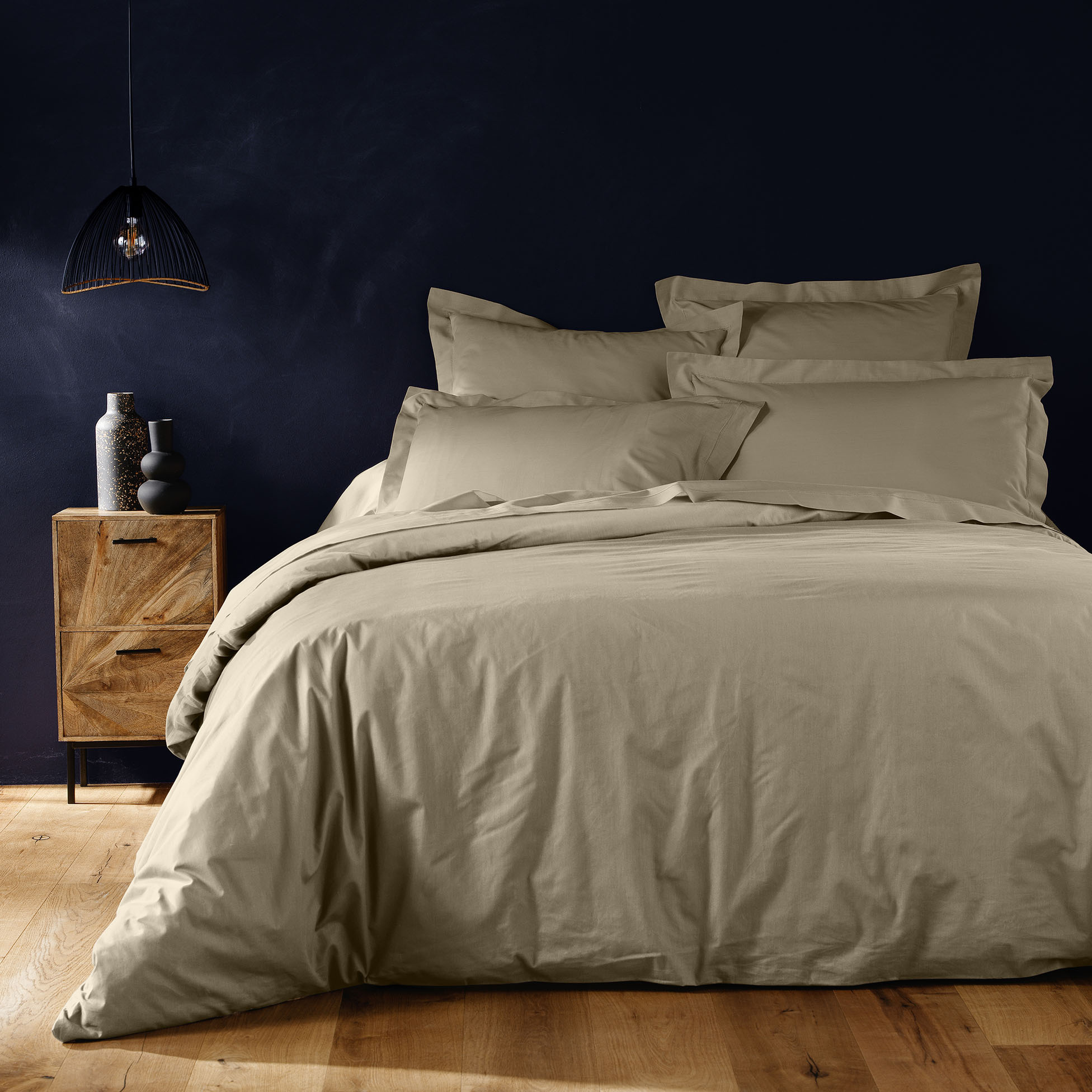 Parure De Lit 240 X 220 Cm Unie 57 Fils - Linaé Sable - 2 Taies 63 X 63 Cm Incluses