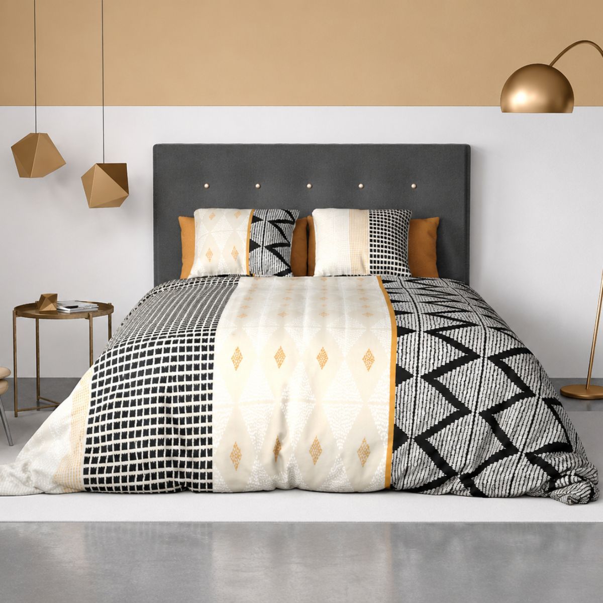 Parure Housse De Couette 260x240cm + 2 Taies Motif Ethnique Beige Et Noir 100% Coton - Diana