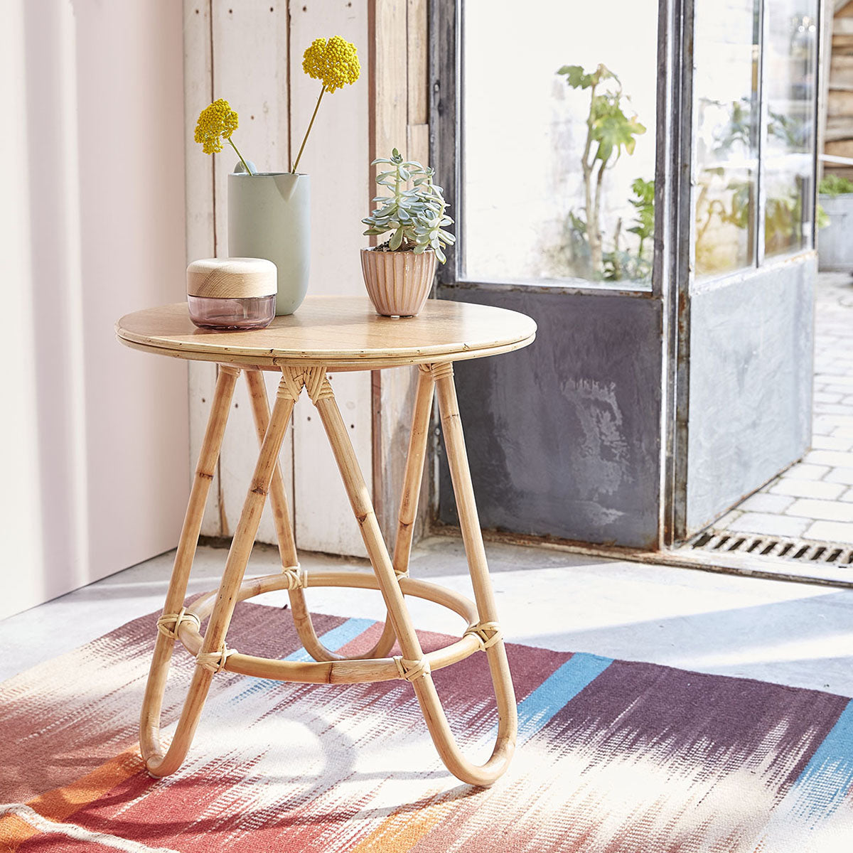 Berah Getah - Table D'Appoint En Rotin Ronde