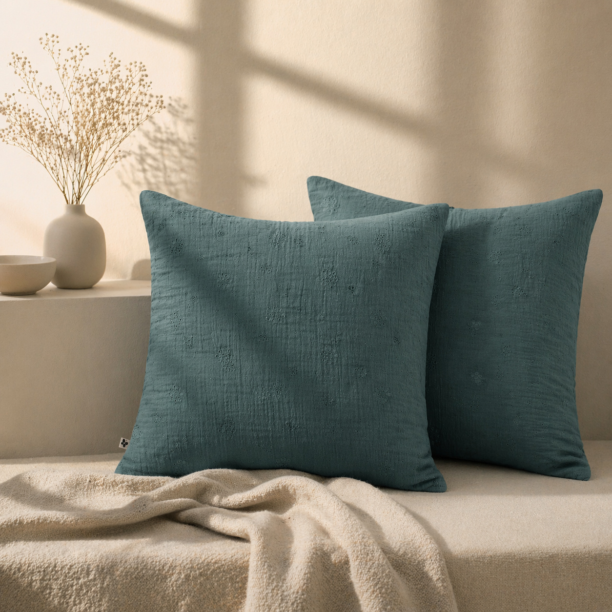 Lot De 2 Taies D'oreiller 60 X 60 Cm - Gaze De Coton Brodée - Gaïa Boho Bleu Canard