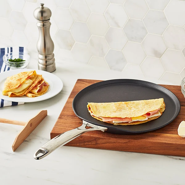 Poêle à crêpes aluminium avec revêtement céramique Castel'Pro Ultralu 24 cm Cristel
