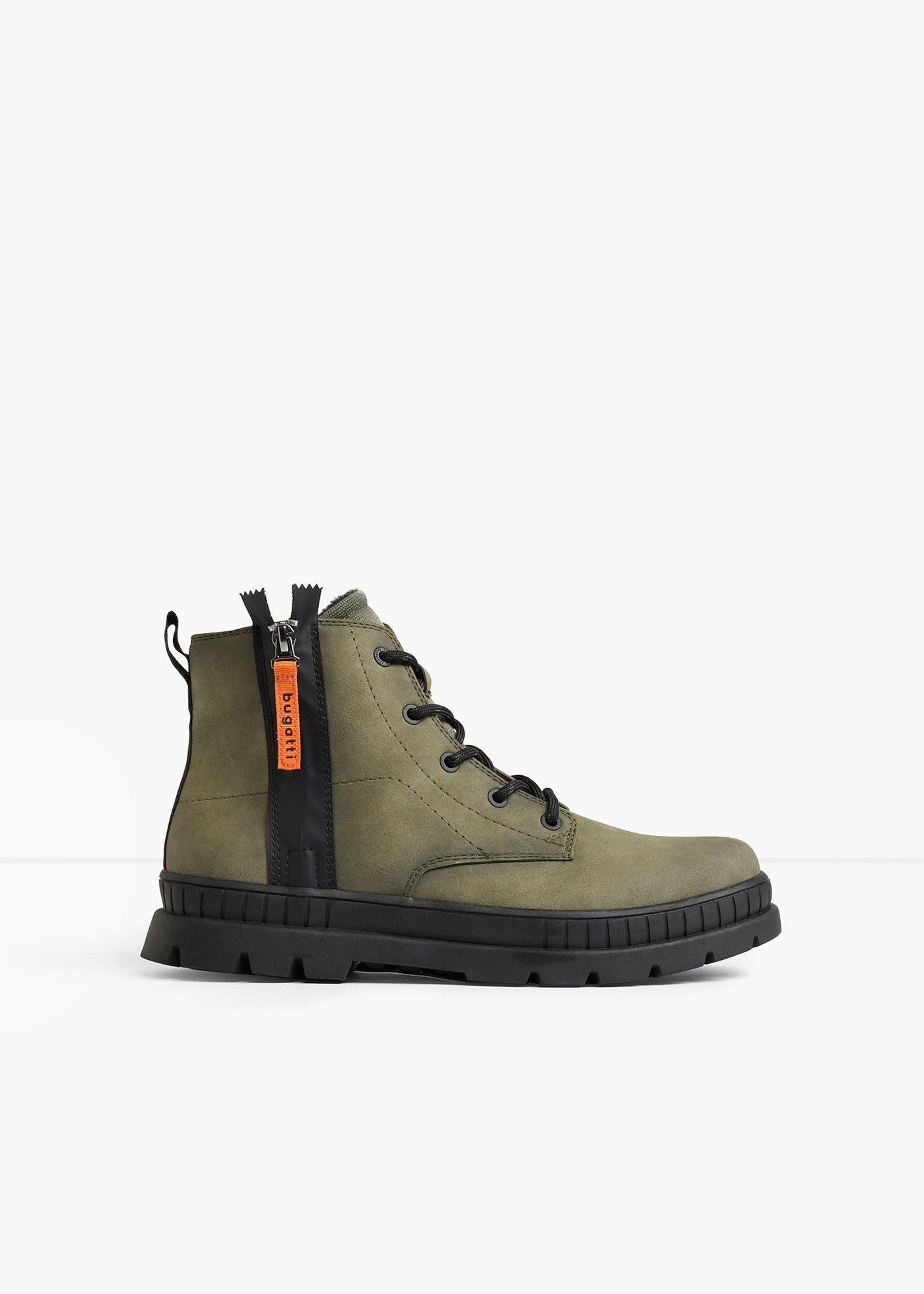 Boots lacées Bugatti à semelle crantée