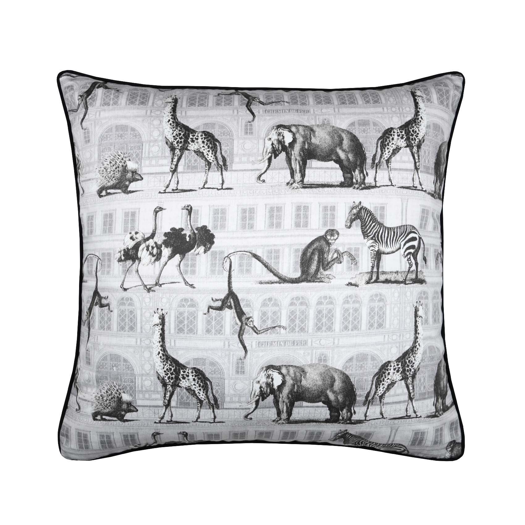 Coussin Passepoilé Au Style Décalé