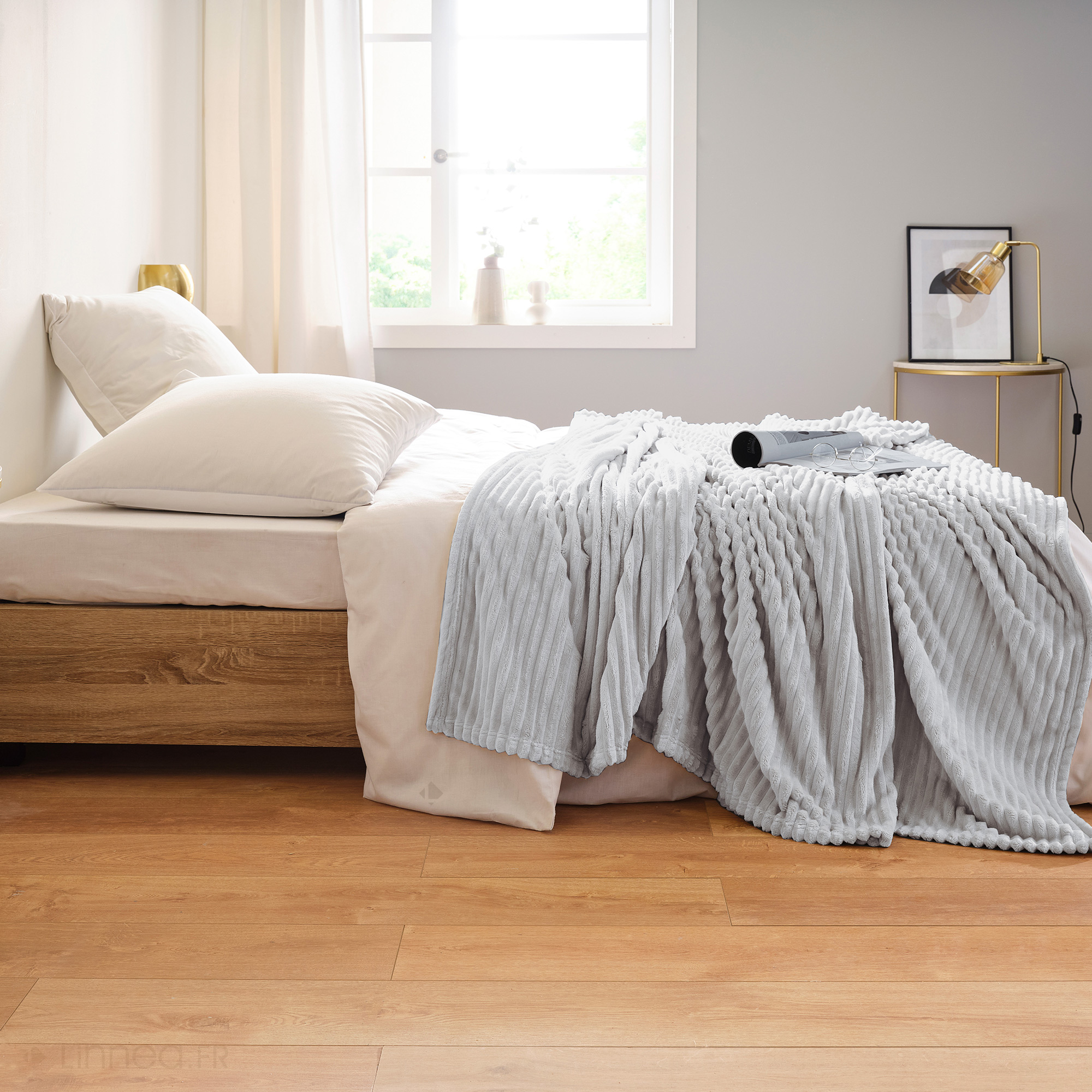 Couverture 100% Polyester 180x240 Cm Microvelours Dolce Gris Perle