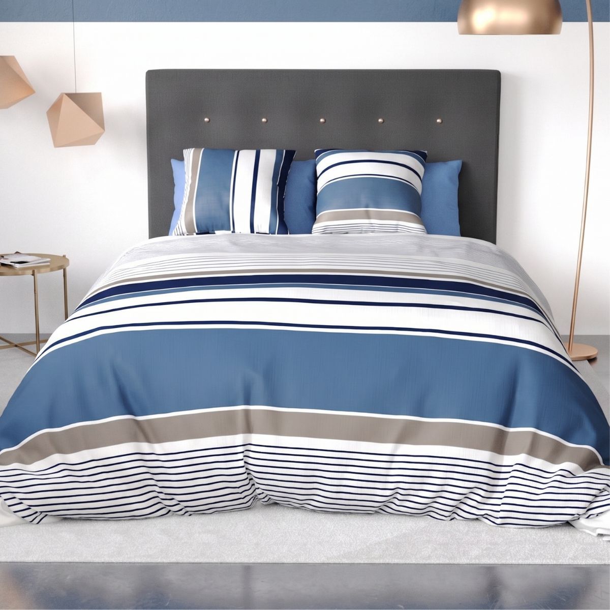 Parure Housse De Couette 240x220cm + 2 Taies Motif Rayé Bleu Et Blanc 100% Coton - Beliazy