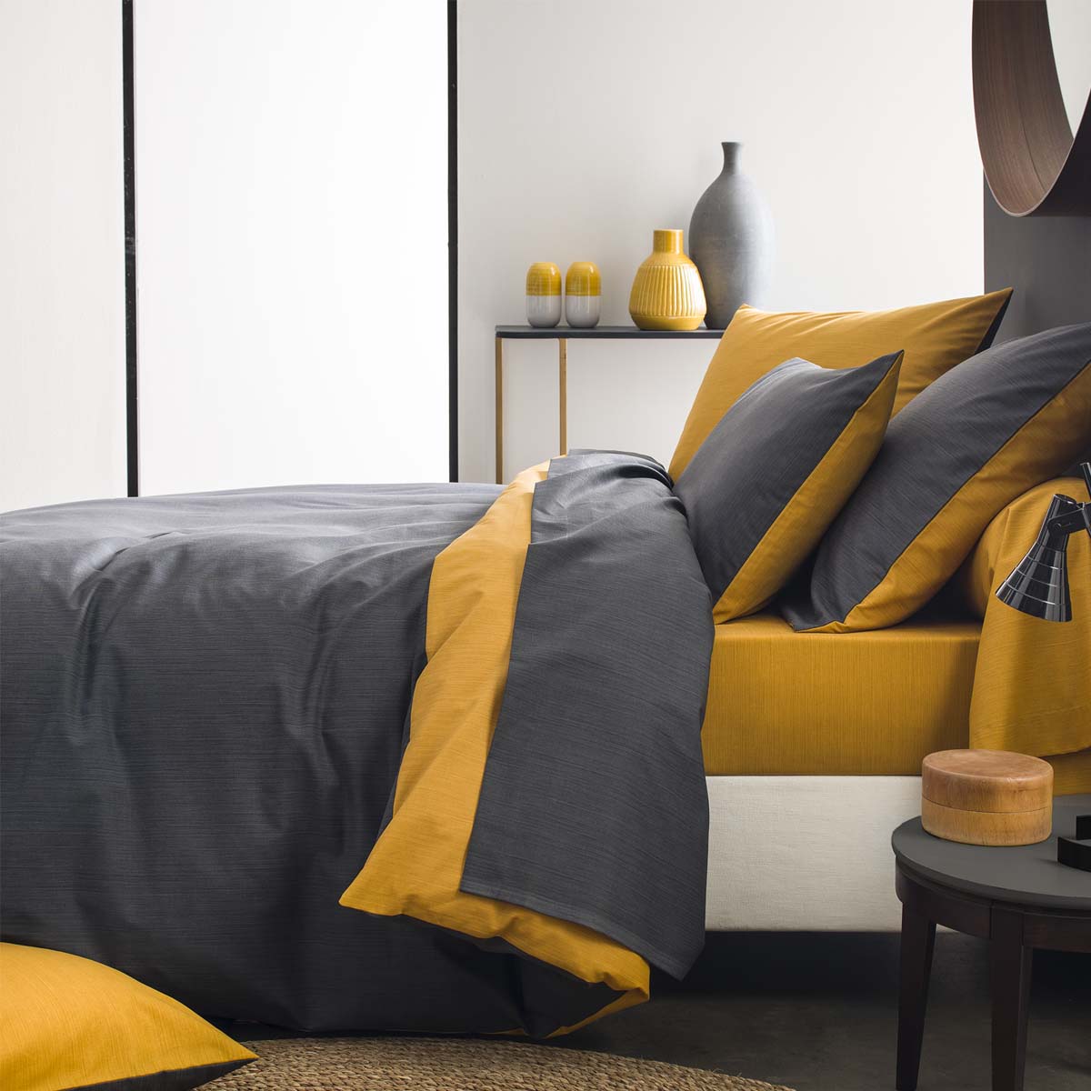 Parure Bicolore En Viscose De Bambou, Taies Carrées, Ecorce - 140 X 200 Cm - Gris Carbone/jaune Moutarde
