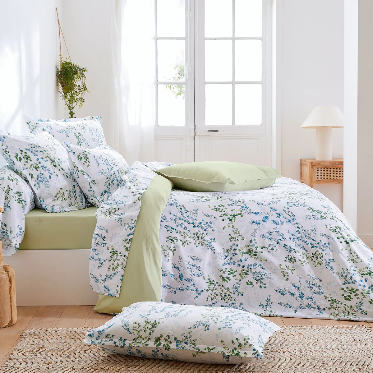 Parure De Lit 280x240 Cm Satin De Coton Angèle Vert Tilleul 3 Pièces