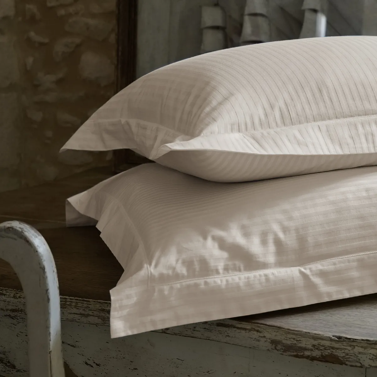 Parure De Lit 280x240 Cm Set 65x65 Satin Concerto Rayures Beige Lin