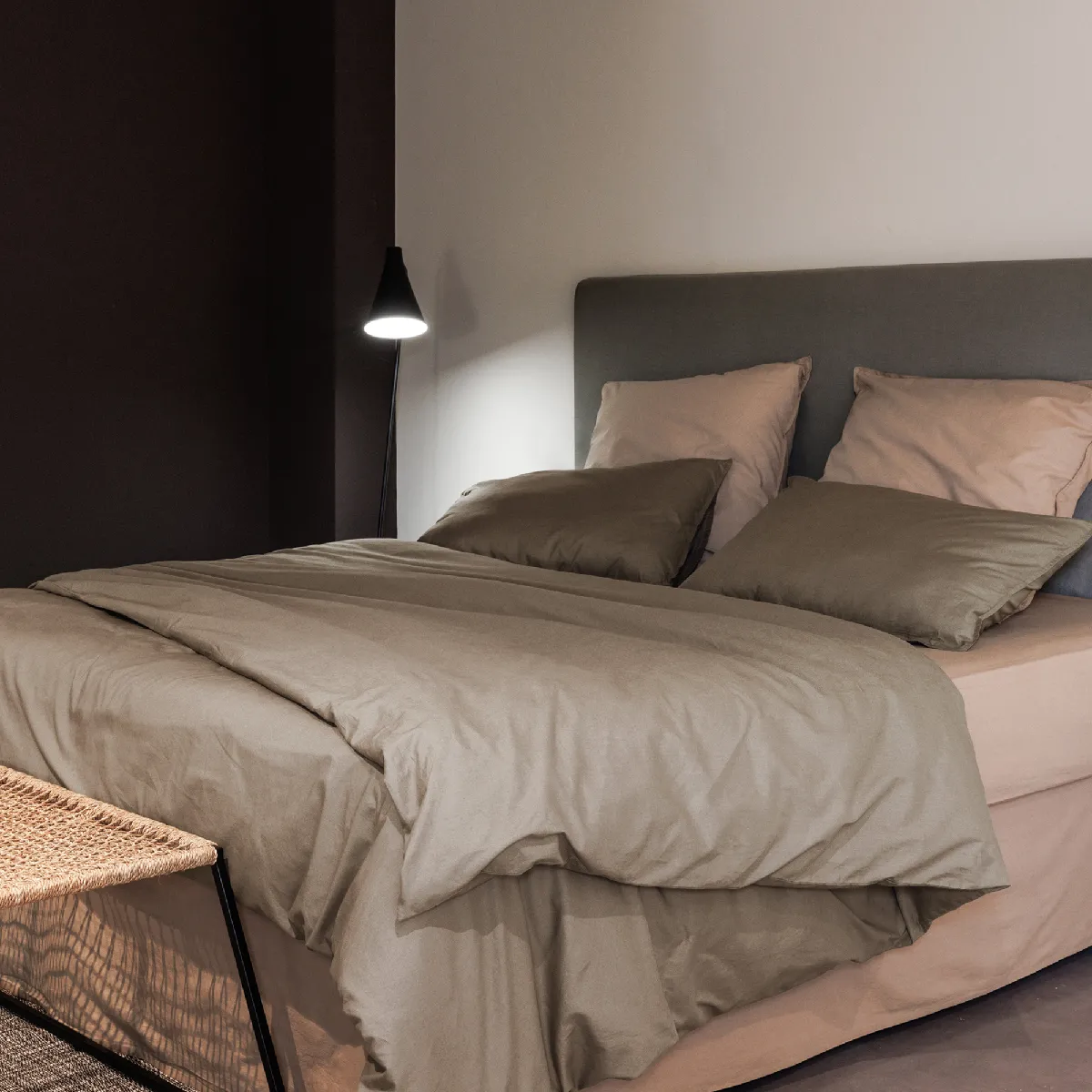 Parure De Lit 240x220 Cm Et 65x65 Cm Coton Lavé Palace Marron Camel 3 Pièces