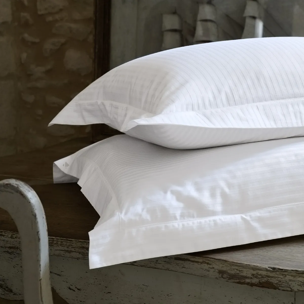 Parure De Lit 280x240 Cm Set 50x70 Satin Concerto Rayures Blanc Neige