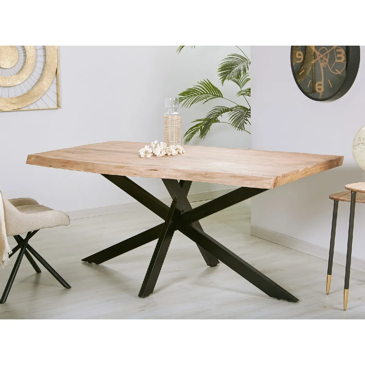 Table de salle à manger en métal et acacia 180 x 90 x 78 cm
