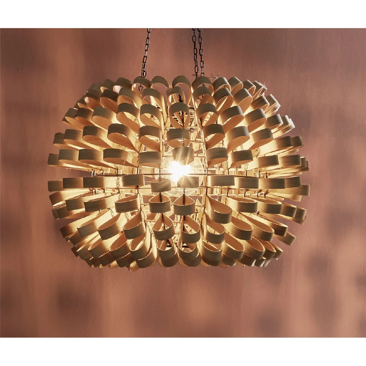 Suspension Eos, boule, rubans en fibres naturelles, 40 cm x 40 cm