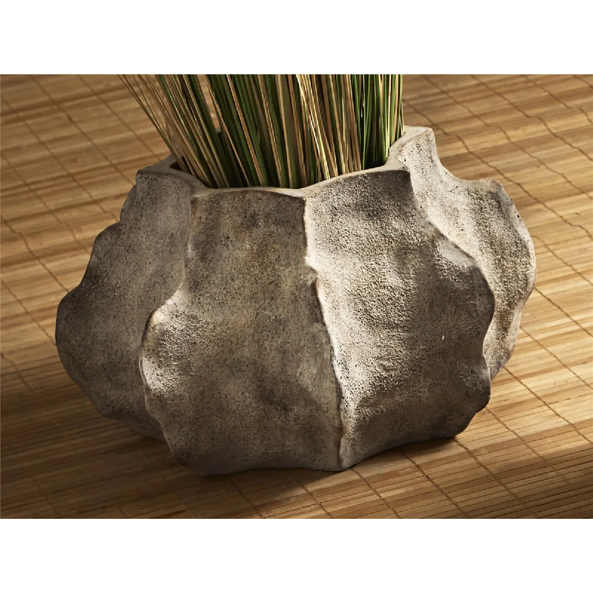 Vase octogonal ondulé blanc granuleux 26 cm 42 x 46 x 26 cm