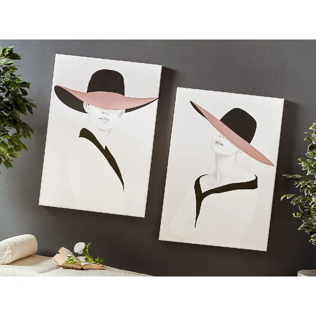Toile imprimée représentant une femme avec un chapeau, 70 x 100 cm, 2 toiles de 70 x 3 x 100 cm