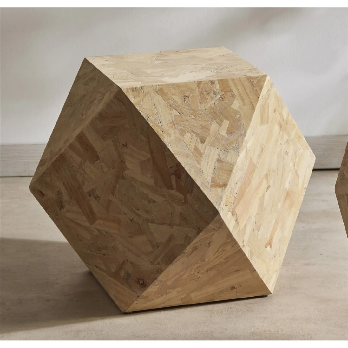 Table basse géométrique 43 cm x 54 cm