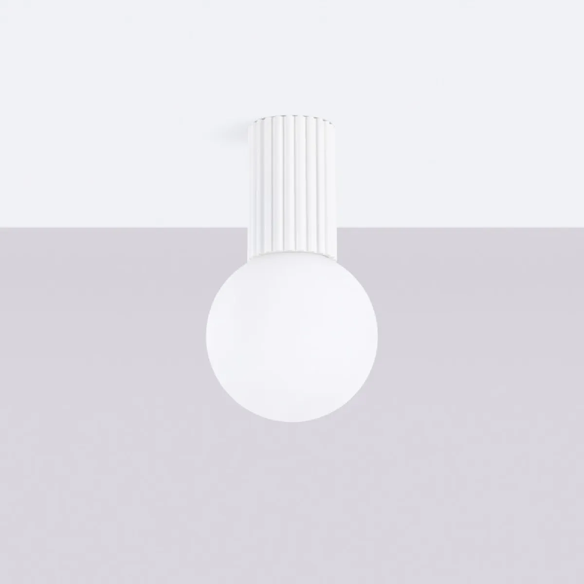 Plafonnier HALO blanc IP44 21 x 12 x 12( h x l x P en cm )