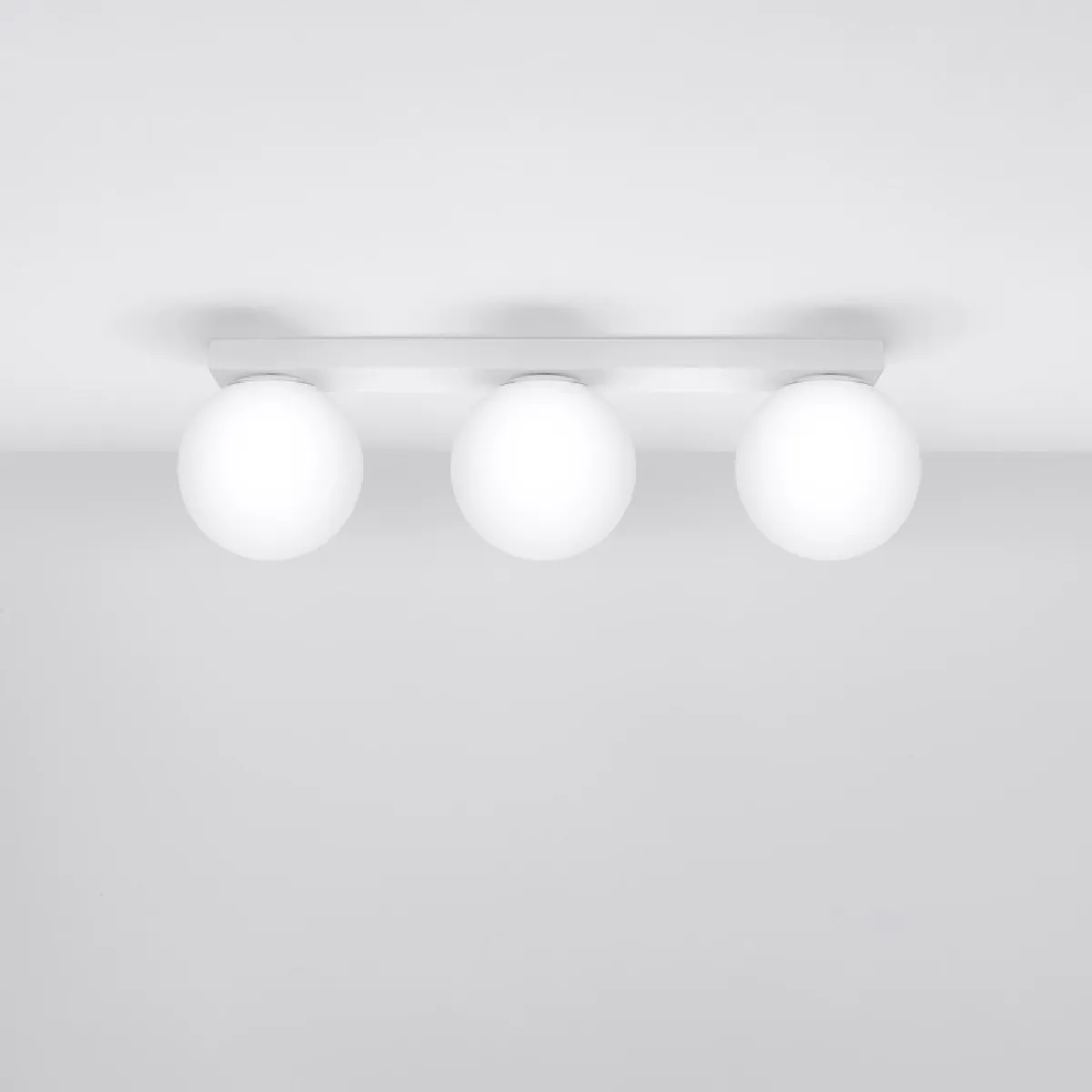 Plafonnier Velaeon 3 blanc 14.5 x 50 x 12( h x l x P en cm )