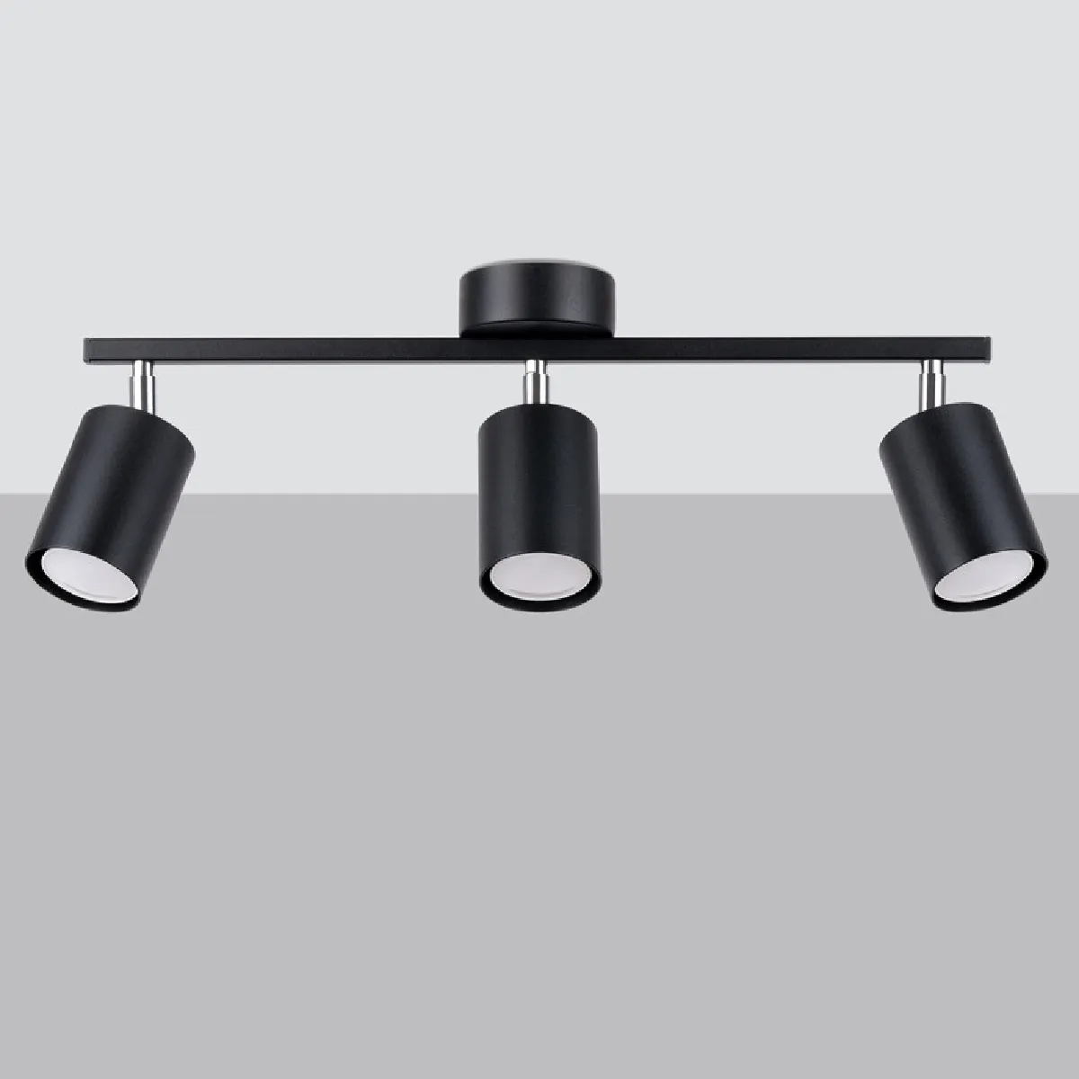 Plafonnier Noraera 3 noir 20 x 46 x 8( h x l x P en cm )