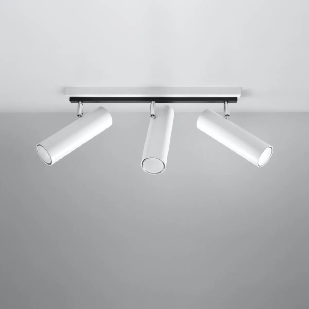 Plafonnier Novana 3 blanc 20 x 45 x 6( h x l x P en cm )