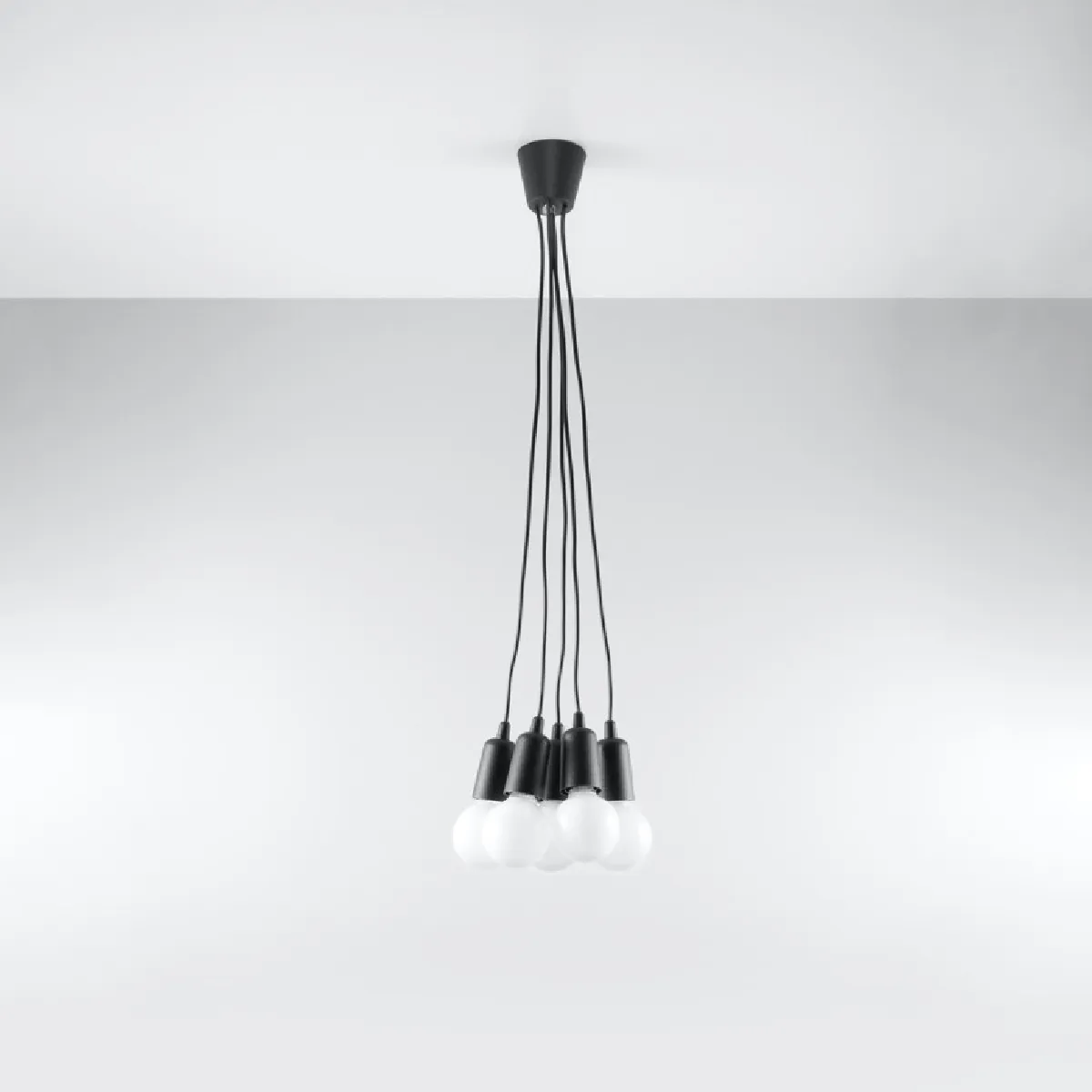 Lampe pendante Noviar 5 noir 90 x 25 x 25( h x l x P en cm )