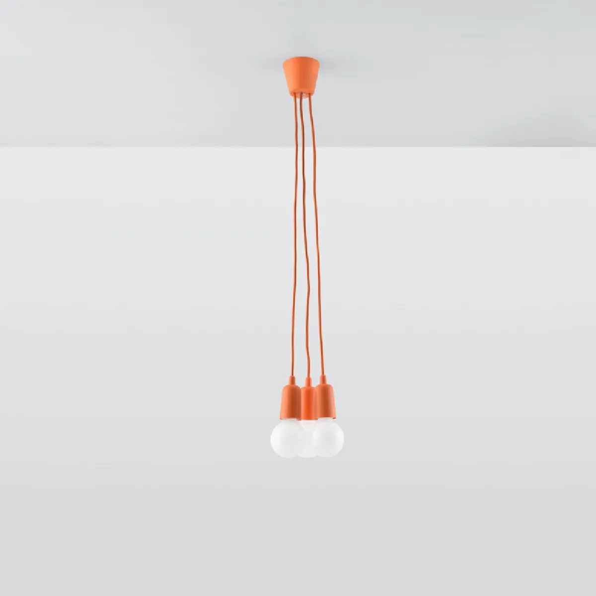 Lampe pendante Noviar 3 orange 90 x 15 x 15( h x l x P en cm )
