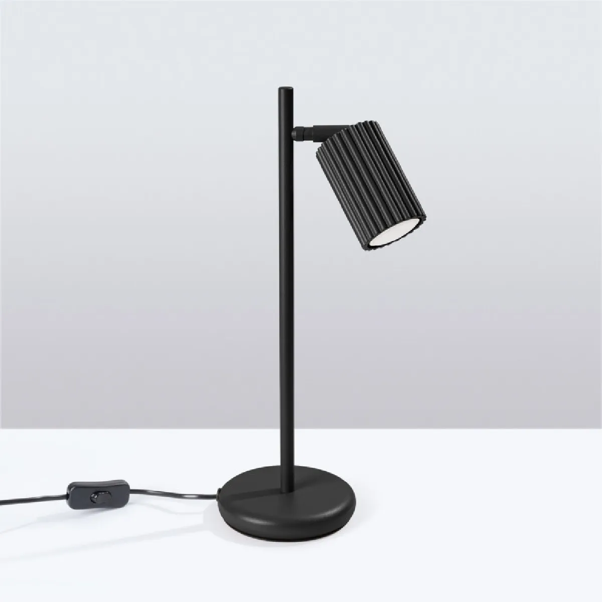 Lampe à poser Elaen noir 43 x 14.5 x 19.5( h x l x P en cm )