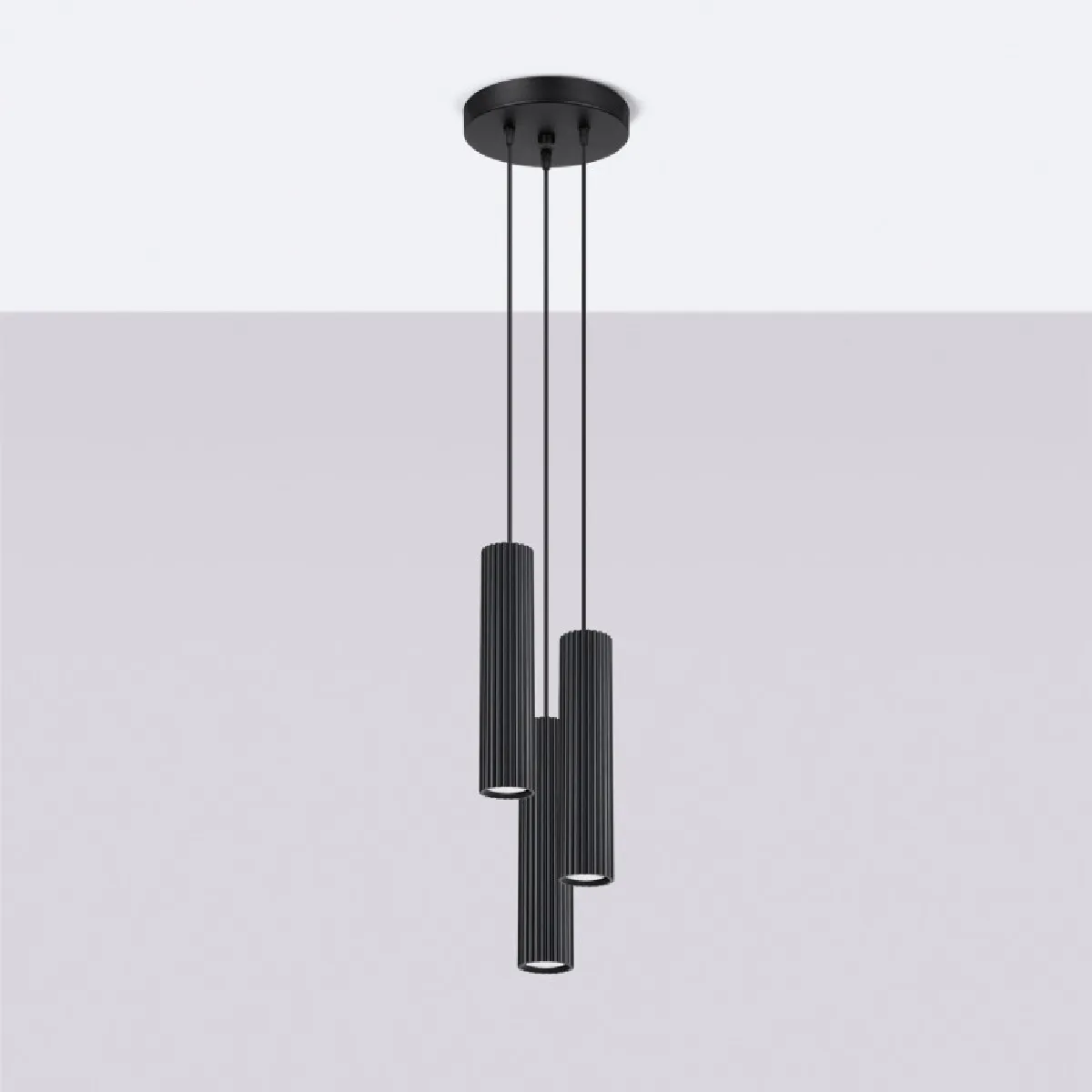 Lampe suspendue Elaen 3P noir 108 x 19.5 x 19.5( h x l x P en cm )