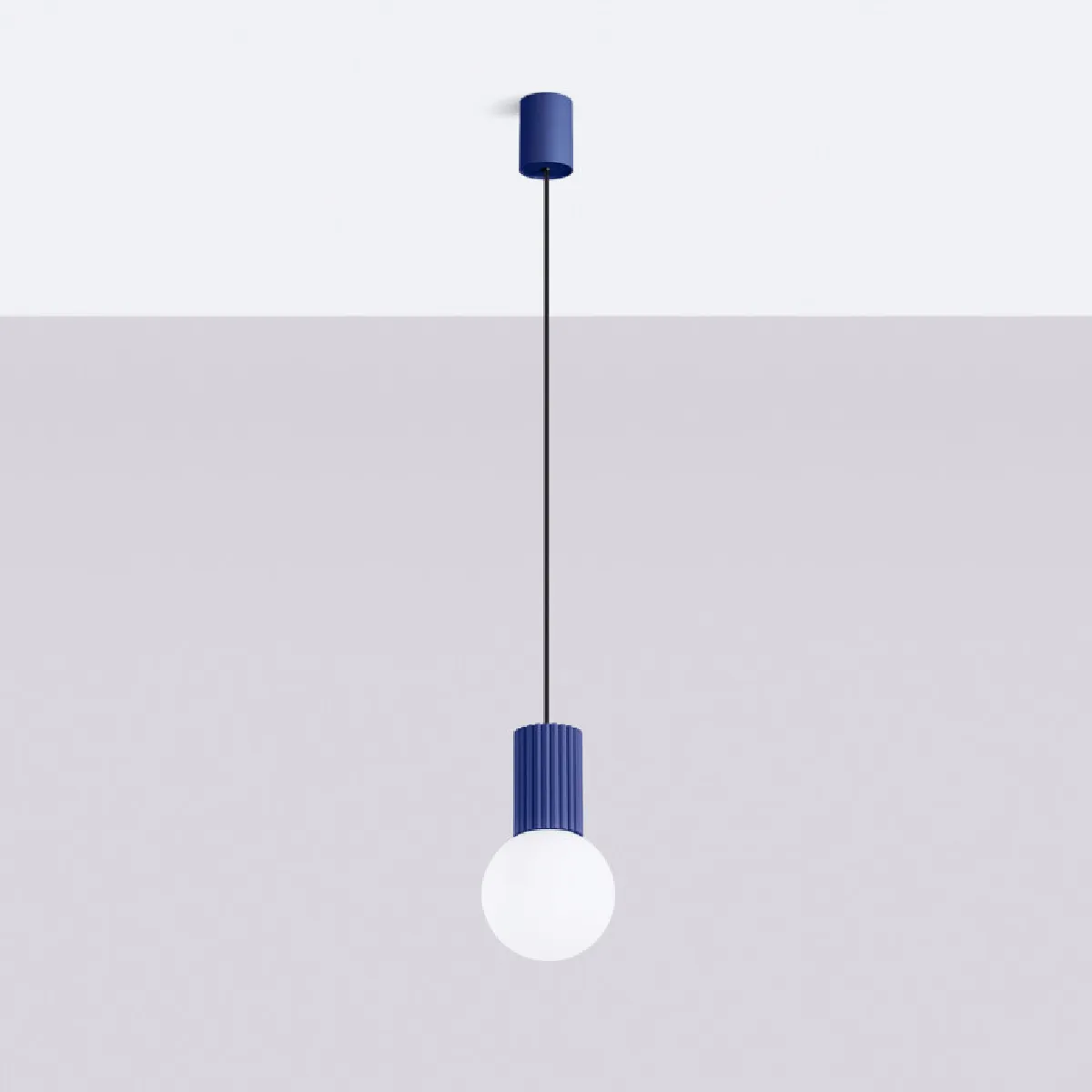 Lampe suspendue HALO 1 outremer 120 x 12 x 12( h x l x P en cm )