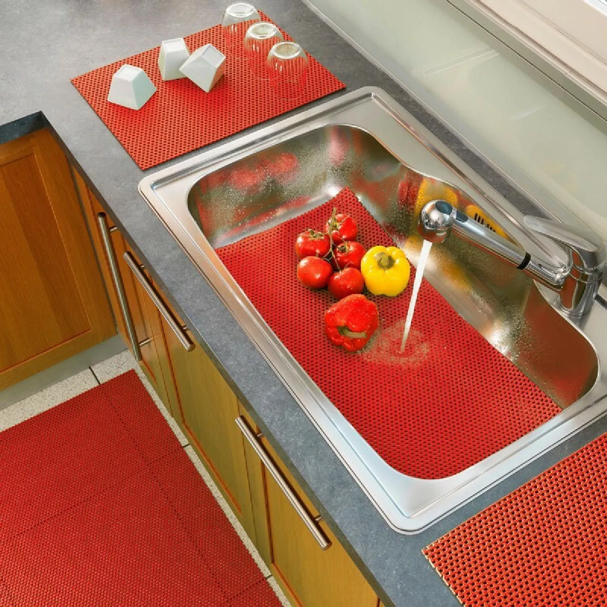 Tapis Multi-usage En Pvc "tubulo" 32x43cm Rouge
