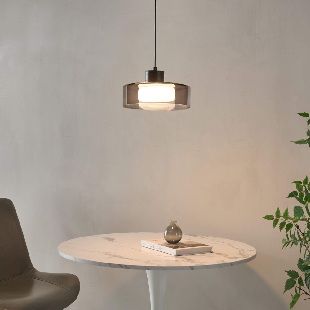 Suspension noire minimaliste verre fumé et LED intégrée - Valdo