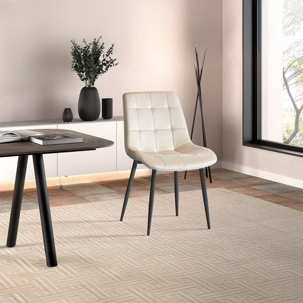 Jeya - Lot De 2 Chaises En Velours Beige Pieds En Métal Noir