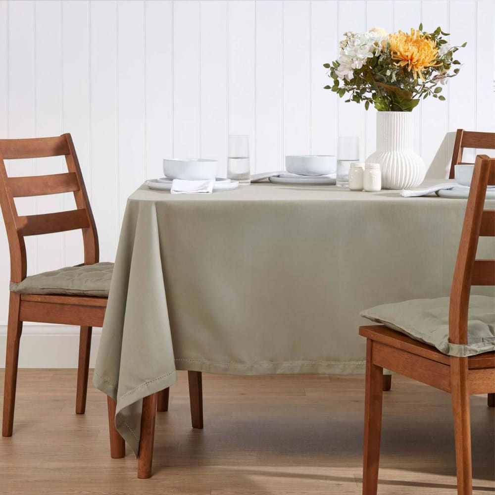 Nappe De Table Rectangulaire En Coton Unie Gris - 137x228cm - Homescapes