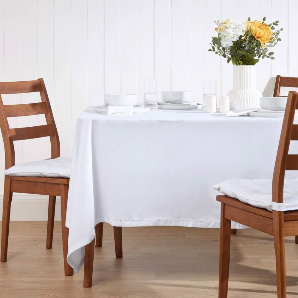 Nappe De Table Carrée En Coton Unie Blanc - 137x137cm - Homescapes