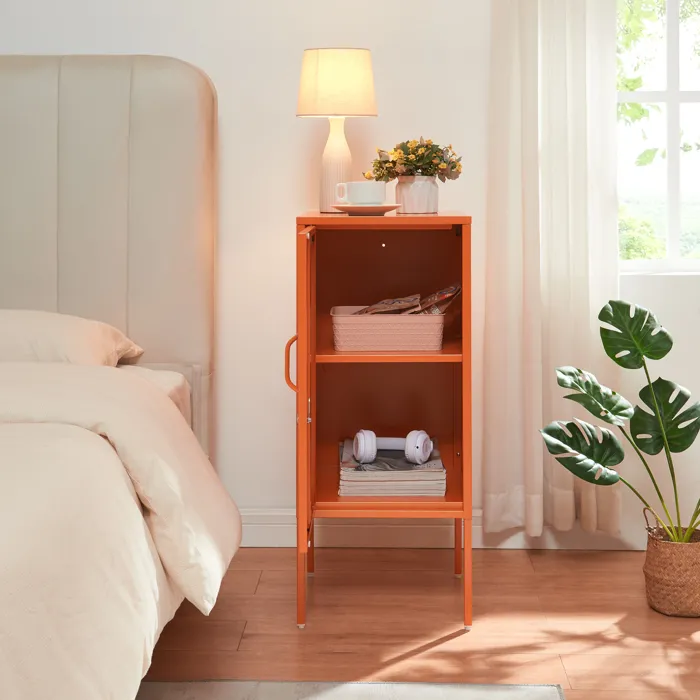 Table de chevet Hausjärvi acier 82 x 35 x 35 cm orange en.casa