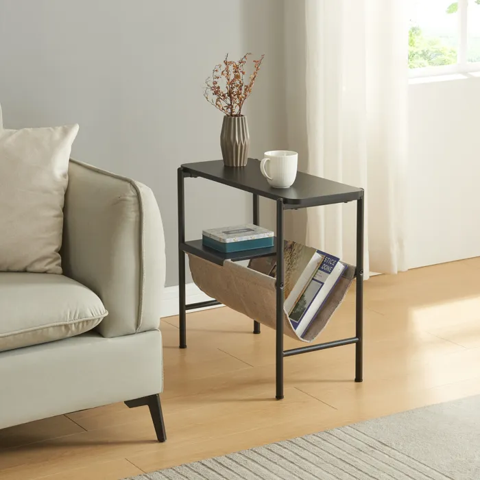 Table d'appoint Samnanger avec porte-revues 60 x 28 x 53 cm noir gris en.casa