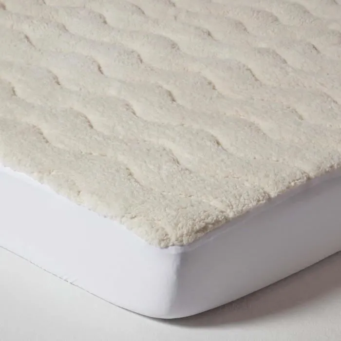 Surmatelas 160x200cm - Polaire À Grands Bonnets - Homescapes