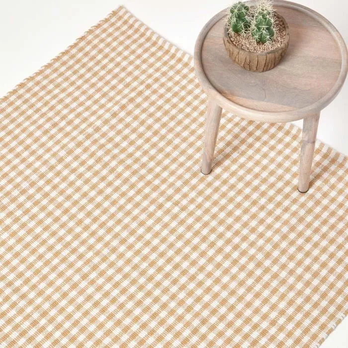 Tapis Carreaux Vichy Beige & Blanc 70x120cm - Homescapes